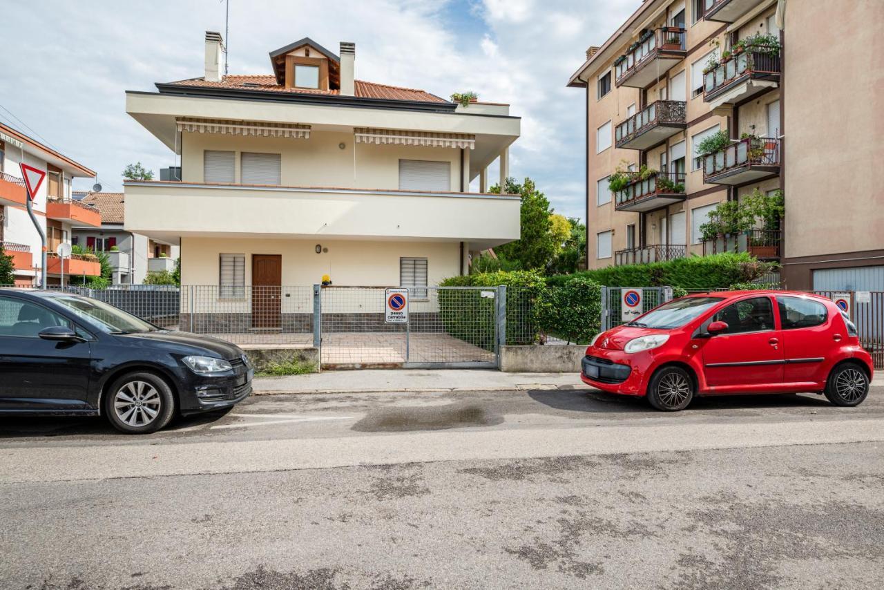 Padova Ospedali Apartment المظهر الخارجي الصورة